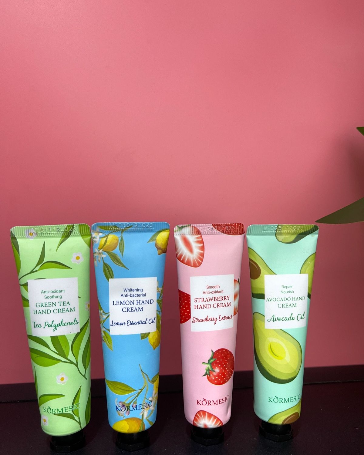 10Pcs Fruity Flowery Hand Cream Moisturizing Nourishing anti Chap Repairing Hands Care Beauty Skincare Hand Creams Sets
